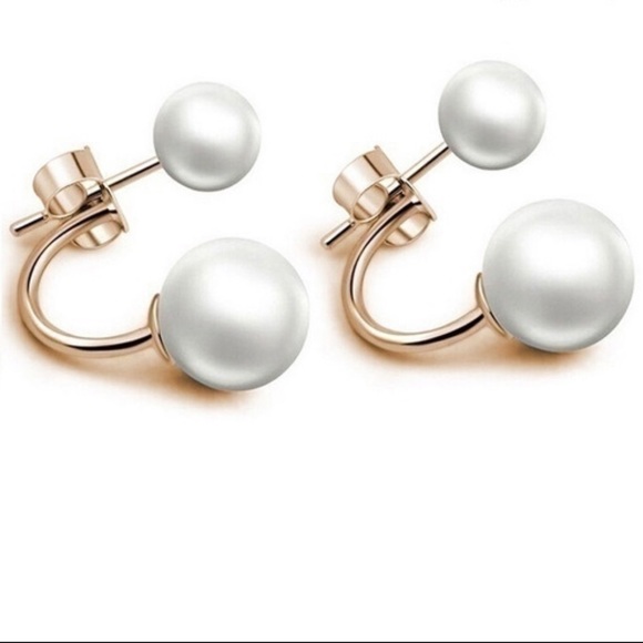 Jewelry - Just in!Gold Plated Pearl ear stud Dangle Earrings